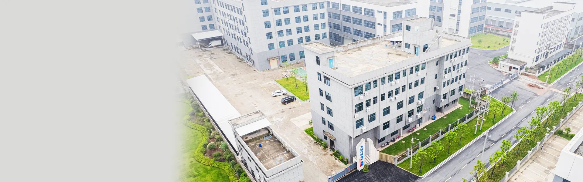 Inside Our 50,000㎡ Manufacturing Facilities
